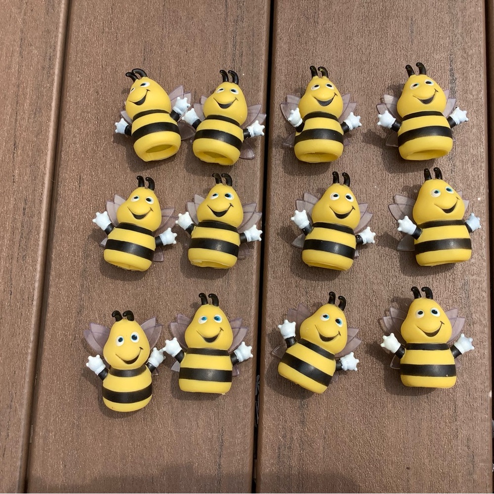 Charming Bee Finger Puppet Set